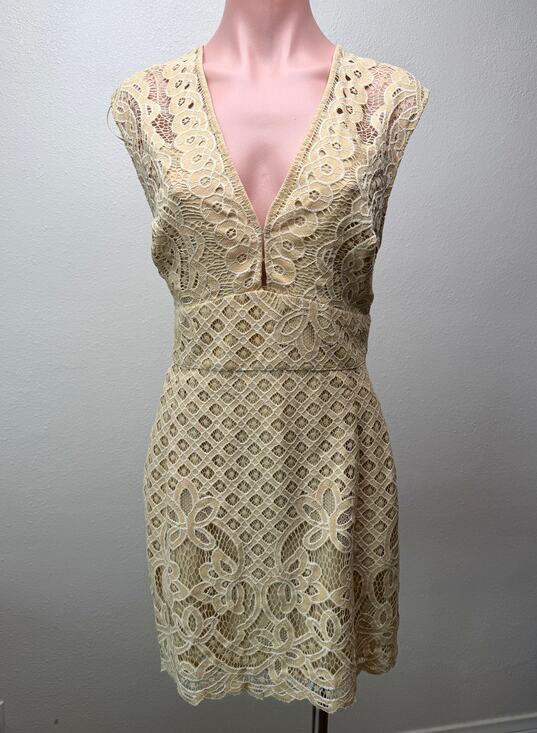 Free People Dresses & Skirts - NWT Free People One Million Lovers Ivory Crochet Lace Mini Dress Size 10